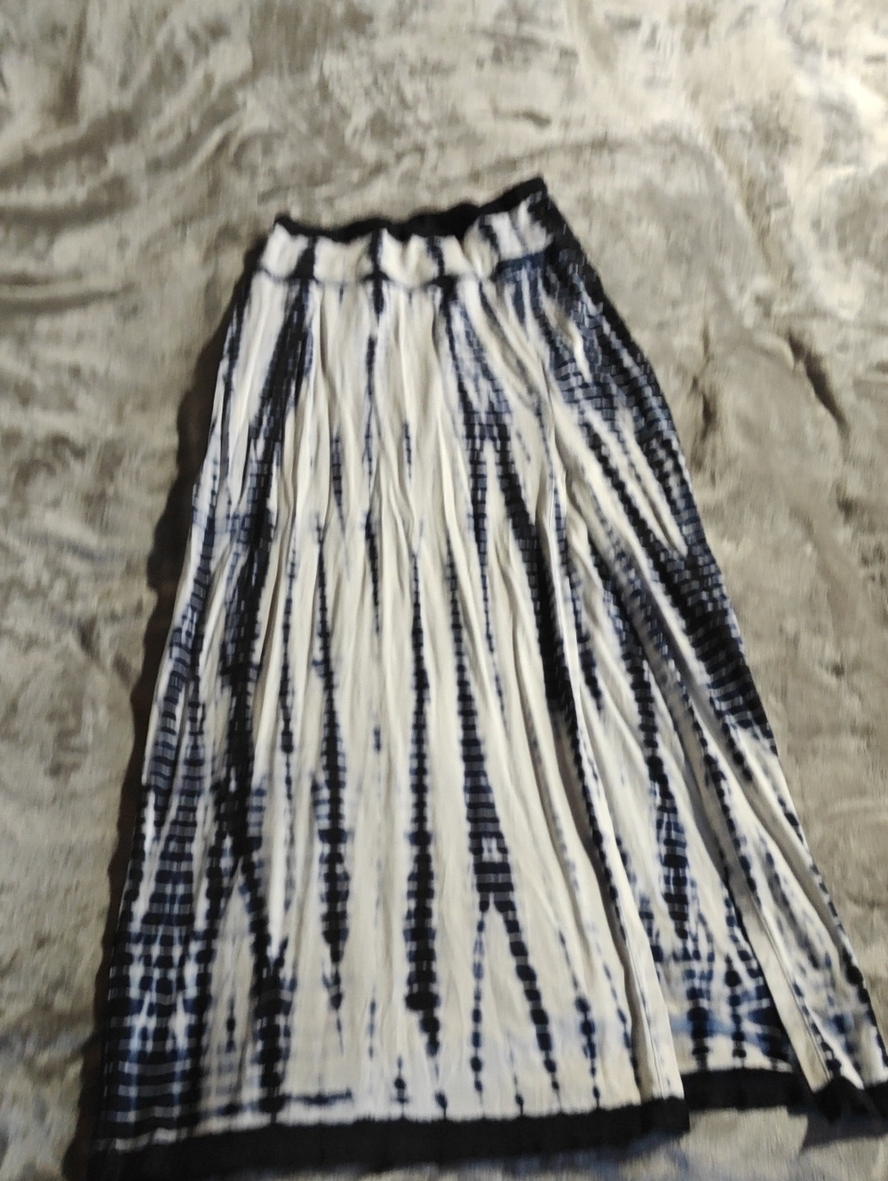 Athleta Navy & White Tie-Dye  Maxi Skirt